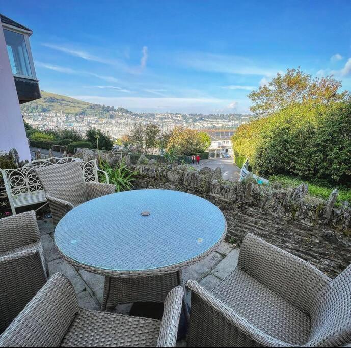Hazel Bank Holiday Overlooking The River Dart Kingswear Exteriér fotografie